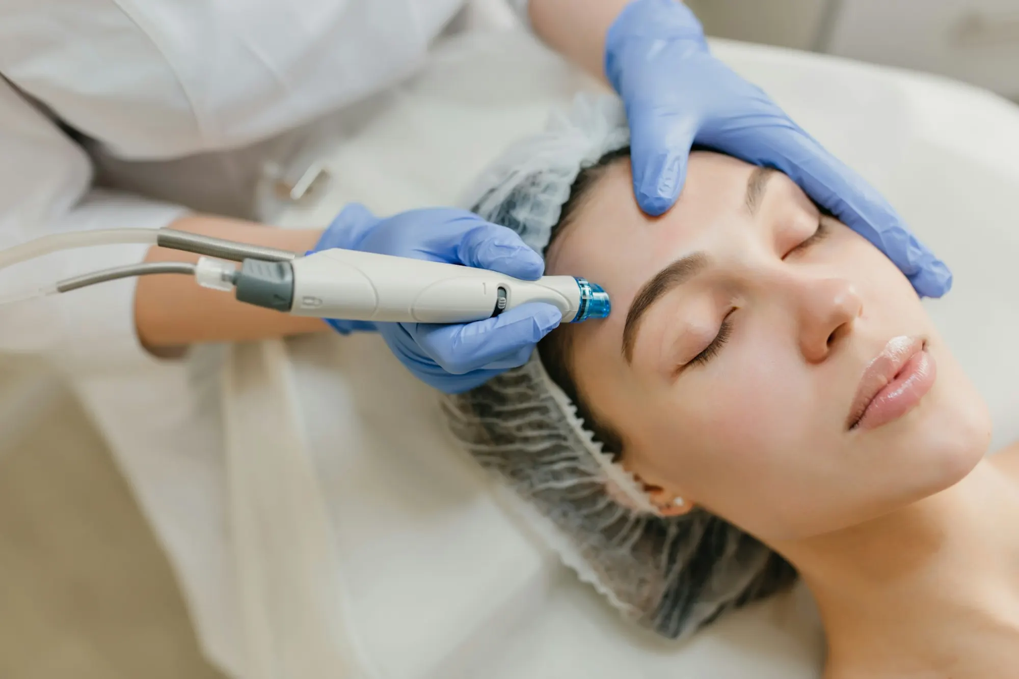 Huidkliniek Spaarne — Dutch skin clinic website design preview